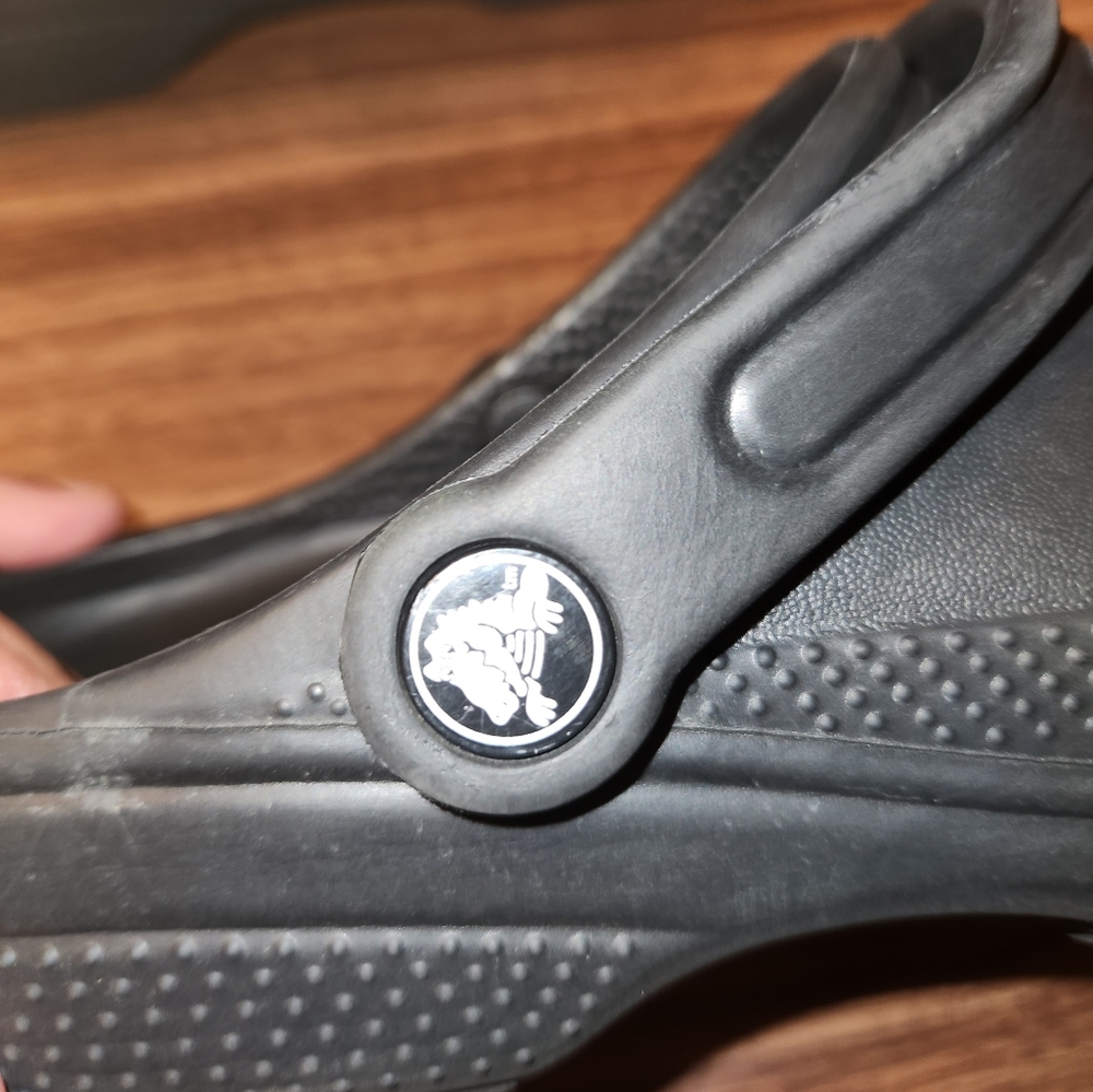 Crocs - Picture 2 of 4